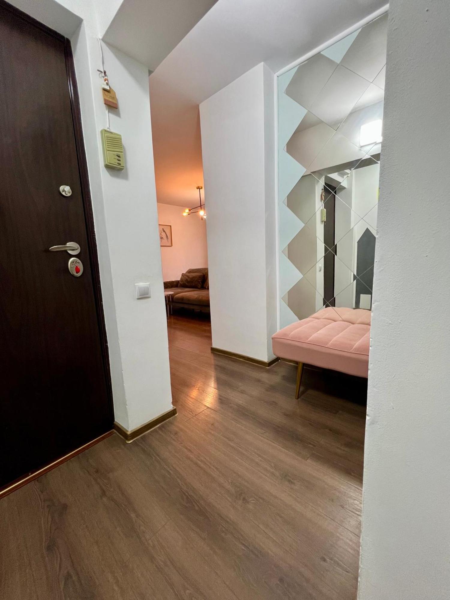 Old Town View- Ultracentral Apartment Търговище Екстериор снимка